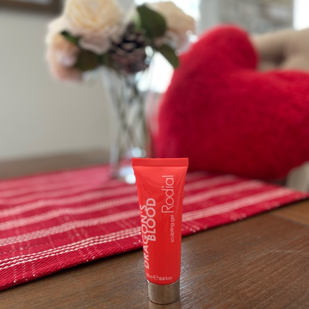 Dragon’s Blood Sculpting Gel